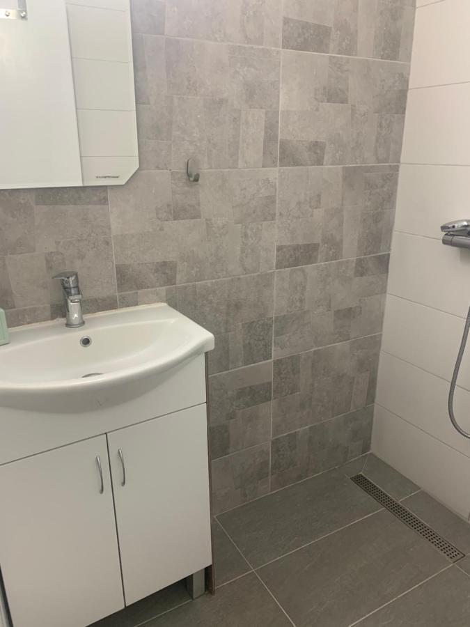 Apartman Ana Zeleni Pojas Bar Dış mekan fotoğraf